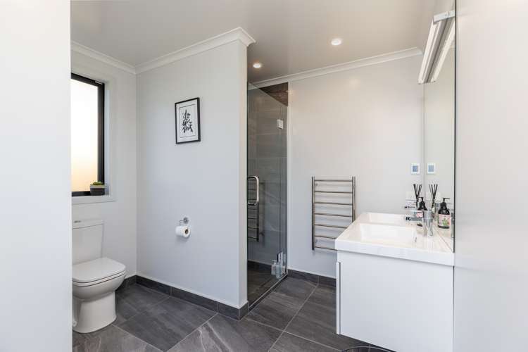 39 Quail Rise Stoke_6