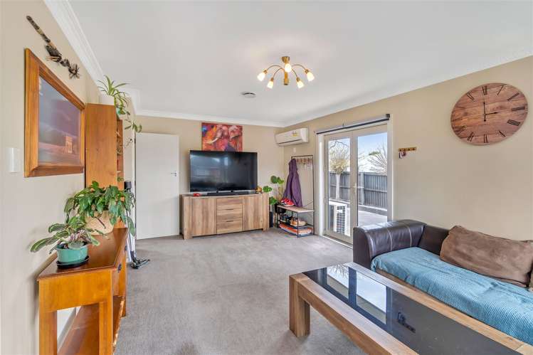 38 Sandown Crescent Aranui_6