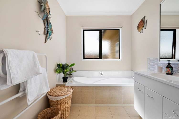 43 Thomas Moore Place Pukekohe_16