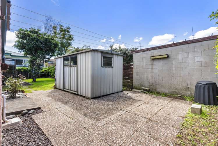 2/32 Campbell Road Onehunga_13