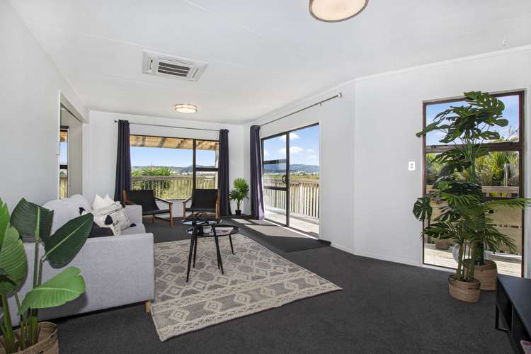 56 Raumati Crescent Onerahi_7