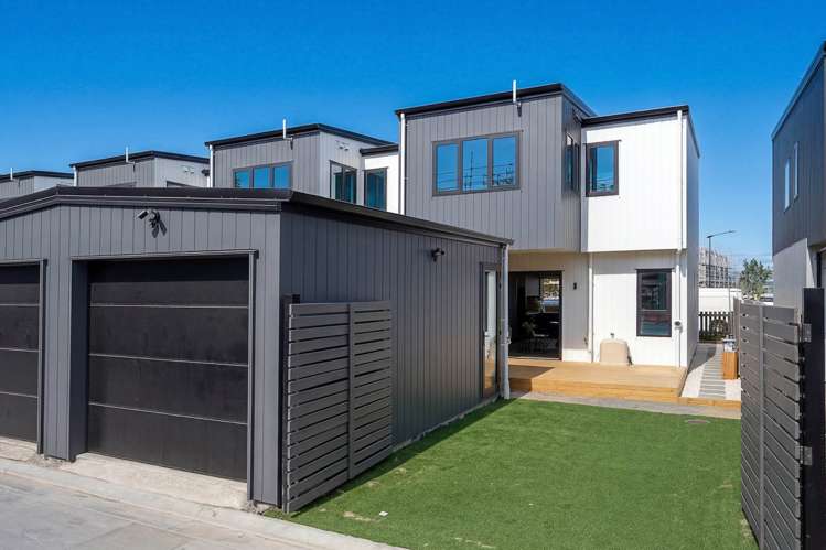 87-93 Wavecrest Lane Hobsonville_5