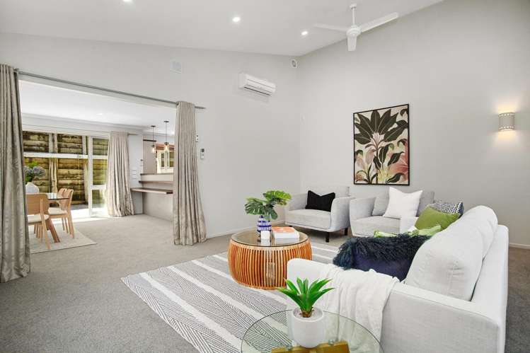 16 Westwood Road Tawa_4