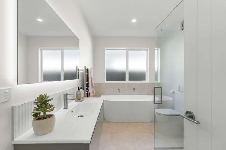 12 Waianiwa Place Burwood_17