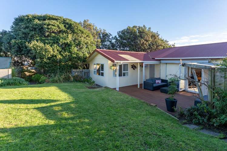 50 Moana Street Otaki Beach_22