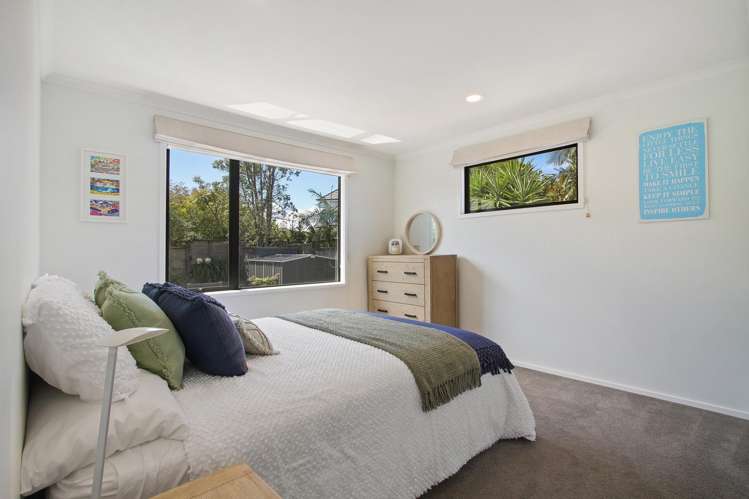 4 Waikura Drive Te Atatu Peninsula_23