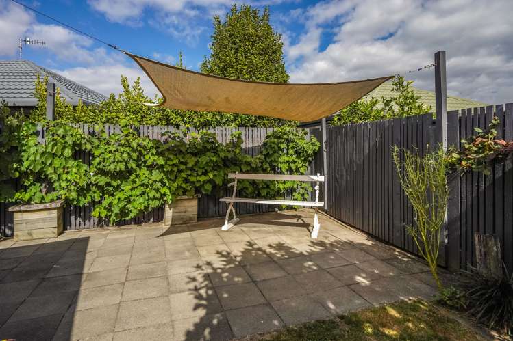 61 Masefield Street Stoke_7