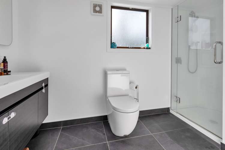 49 Hilltop Avenue Morningside_8