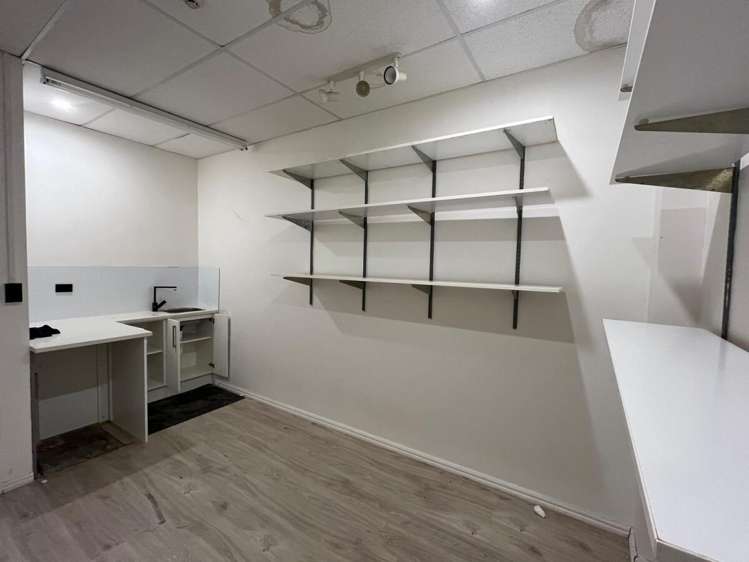 Shop 1 | 139 Carlton Gore Road Newmarket_13