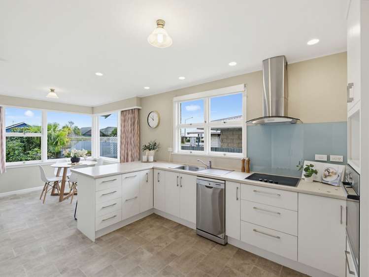 70 Allens Road Allenton_3