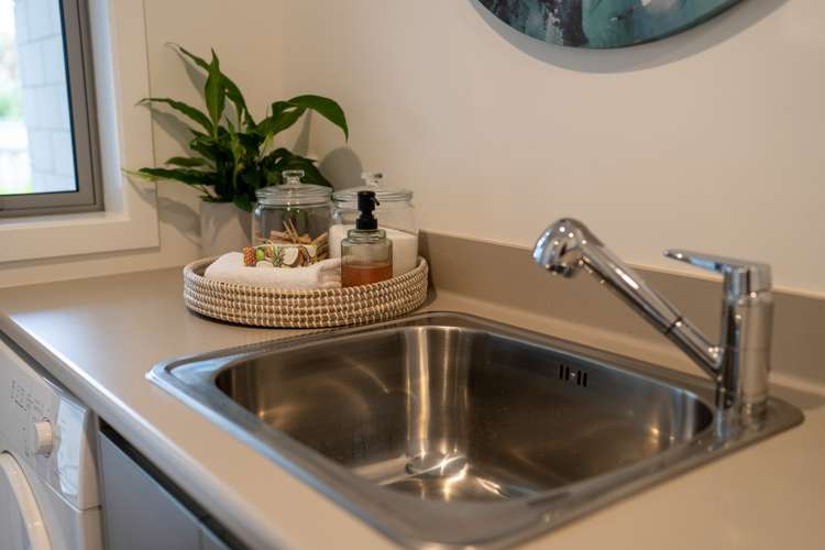 17 Henry Bell Close Leamington_20