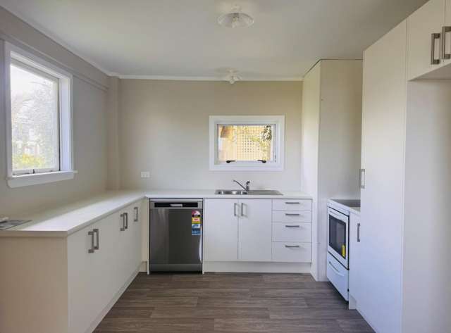 1A Bruce Street (Downstairs) Whitianga_2