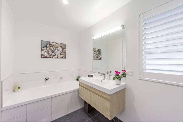 26 Outlook Terrace Silverdale_16