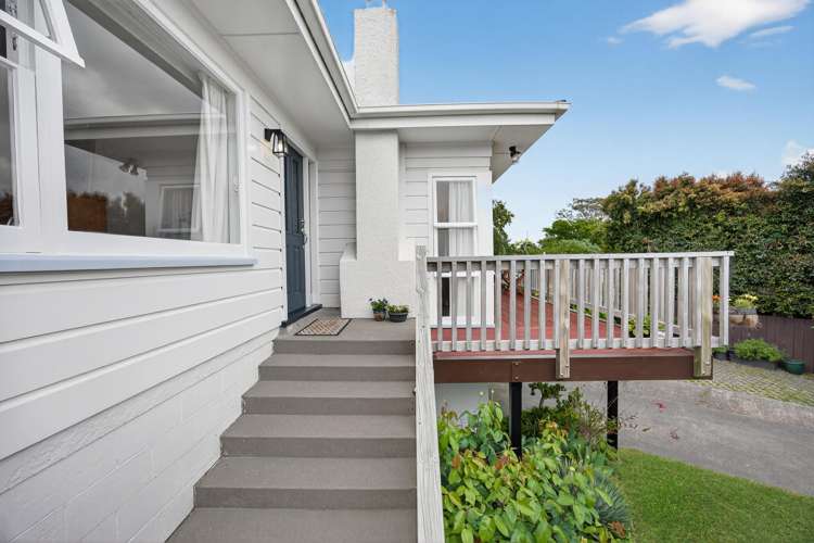 1/17 Rothwell Place Sunnyhills_23