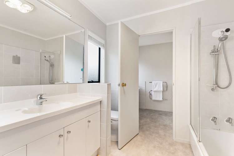 2/4 City View Terrace Birkenhead_10