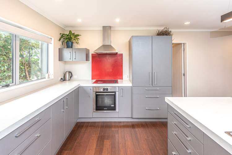 87 Wikitoria Road Whanganui Airport_7