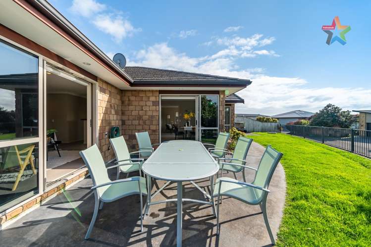 27 Simpson Crescent Raumati Beach_13