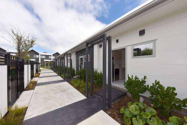  8/19 Winchester Street Merivale_9