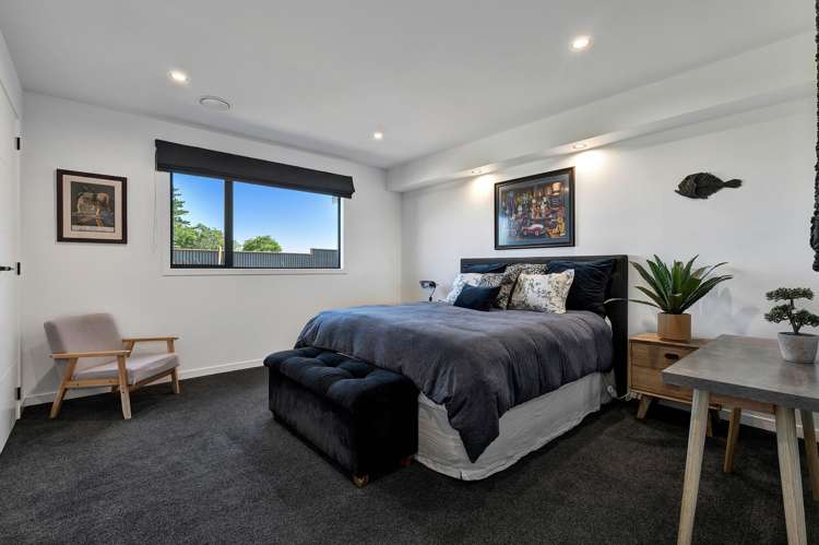 135A Brecon Road Stratford_13