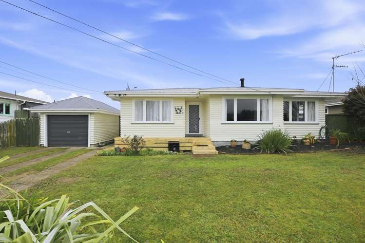 520 Hazelmere Crescent_0