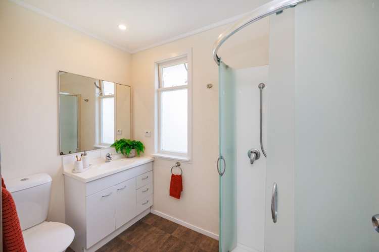 18 Roots Street West Feilding_13