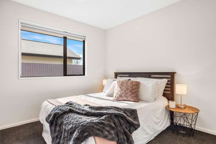 10 Temple Avenue Lincoln_16