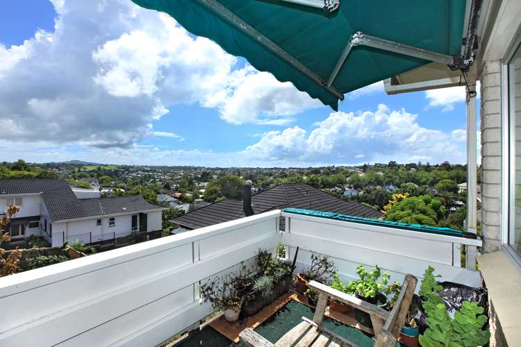 2/23 Lucerne Road Remuera_3