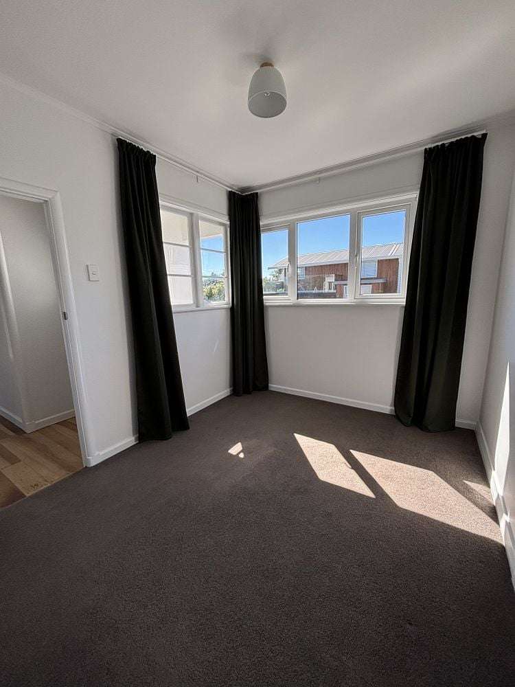 15 Pelham Avenue Point Chevalier_7