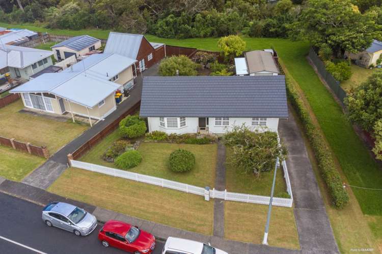 9 Riverpark Crescent Henderson_12