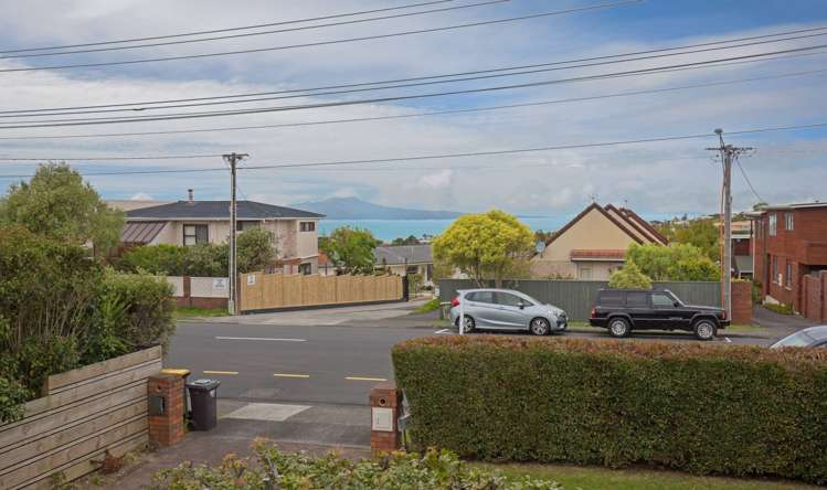 1/62 Aberdeen Road Campbells Bay_16