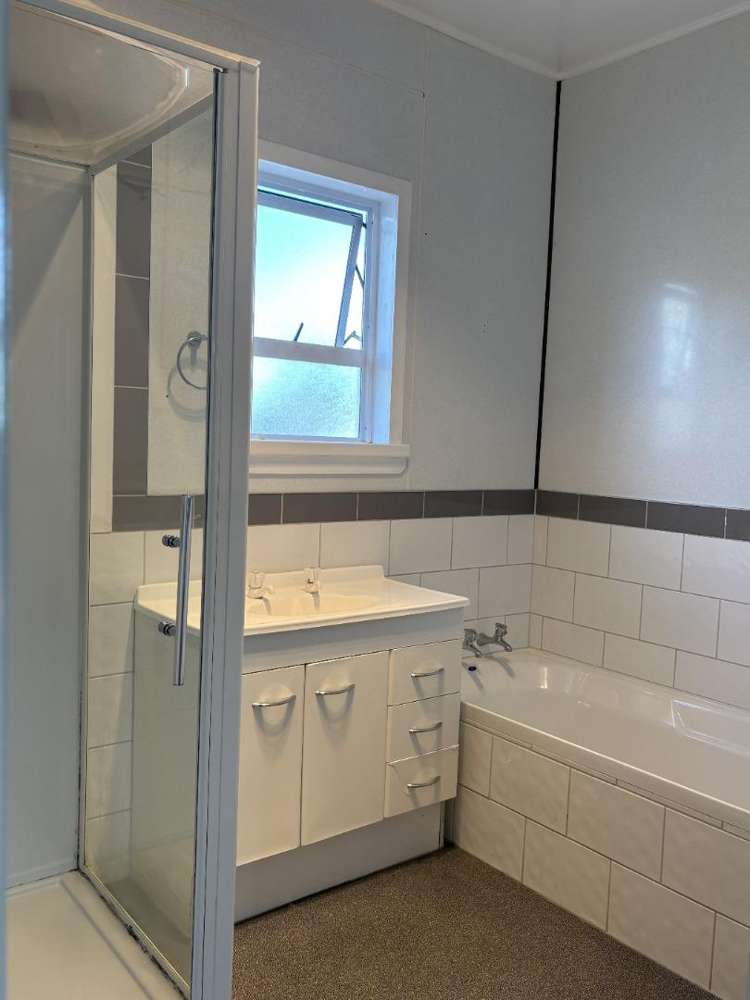 3 Elm Street 1052_4