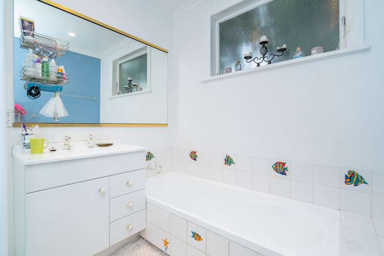 22 Mitchell Avenue Maryhill_20