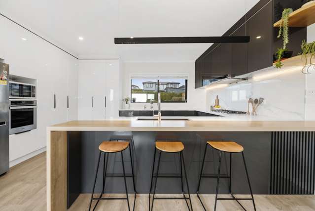 11 Whawhaki Road Beachlands_2