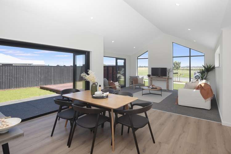 43 Candlesticks Crescent Lincoln_5