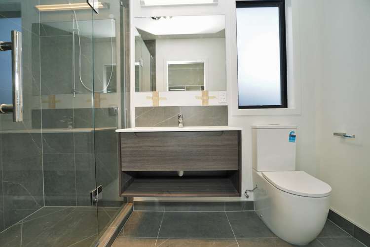 2/6 Tiro Place Rototuna North_12