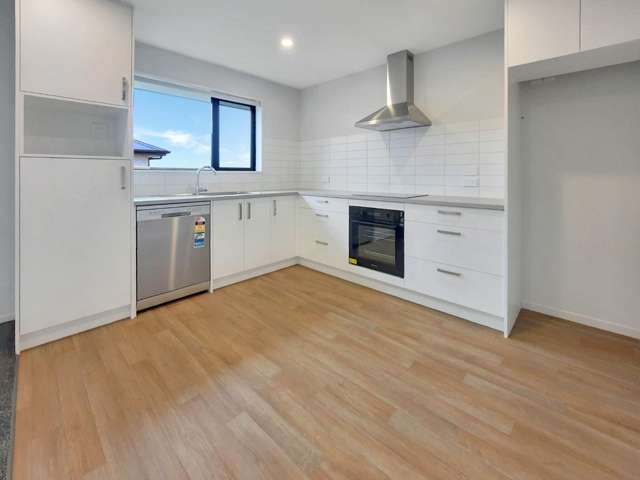 2/19 Monarch Drive 11103_1