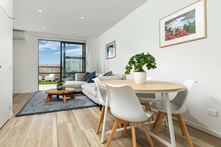 6 Landing Path Drive Hobsonville_3