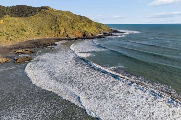 14 Ocean View Road Port Waikato_26