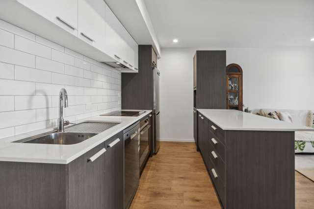 102/25 Bute Road Browns Bay_3