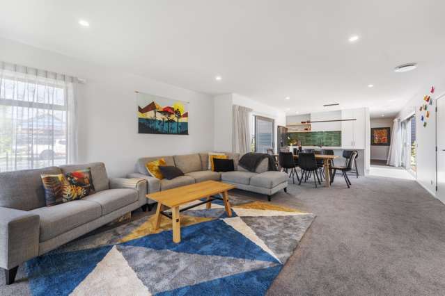 Exciting Opportunity in the Coveted "Kokomea"