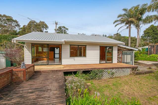 20a Hobbs Road Matakatia Bay_2