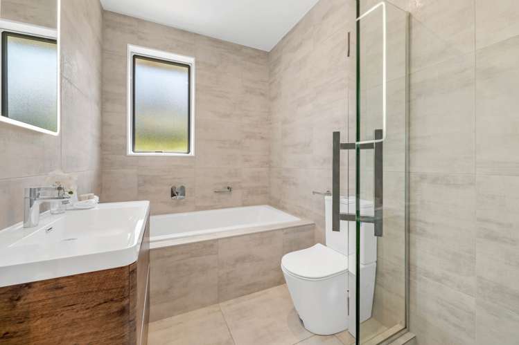 152 Ninth View Avenue Beachlands_22