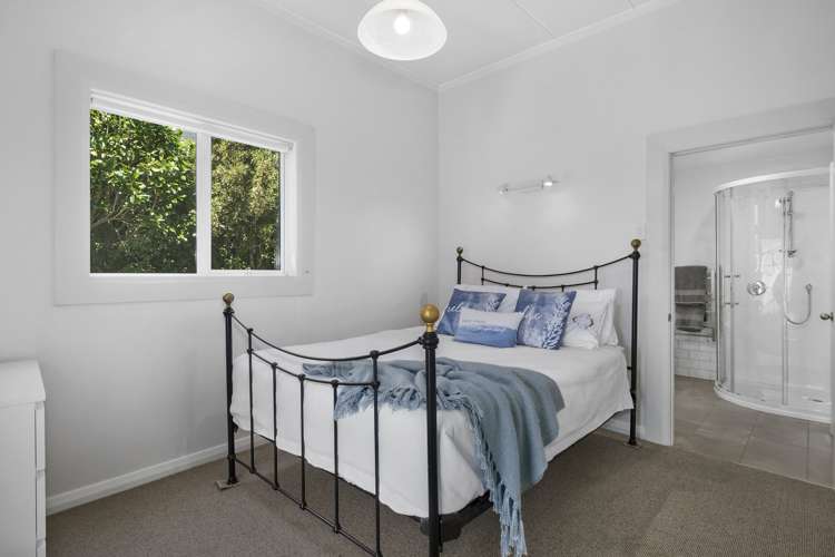 15 Virginia Avenue Broad Bay_17