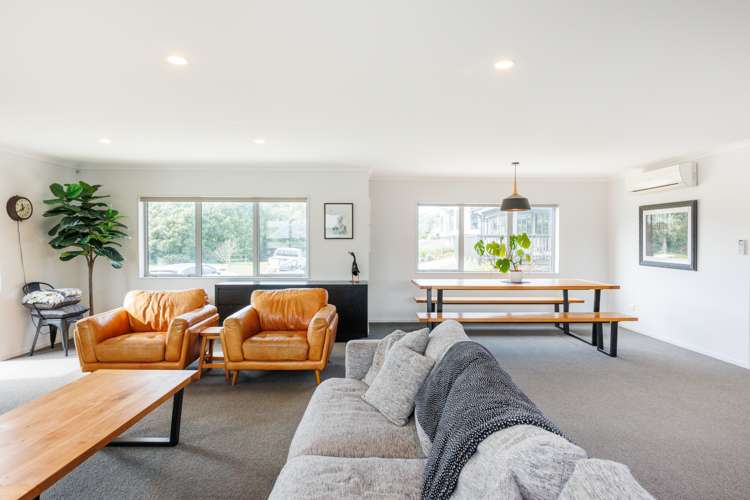 103 Cashmere Drive Fitzherbert_7