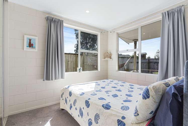 203a The Square Whangamata_3