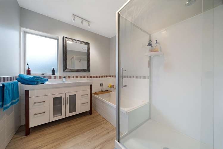 2/18a Clayburn Road Glen Eden_20