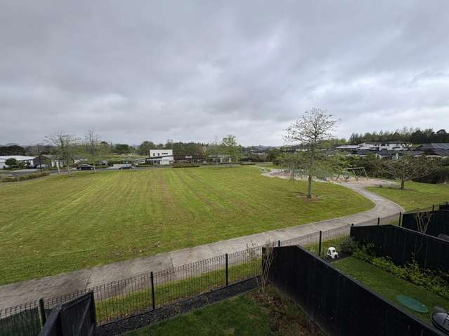 4/3 Walsh Road Milldale_2