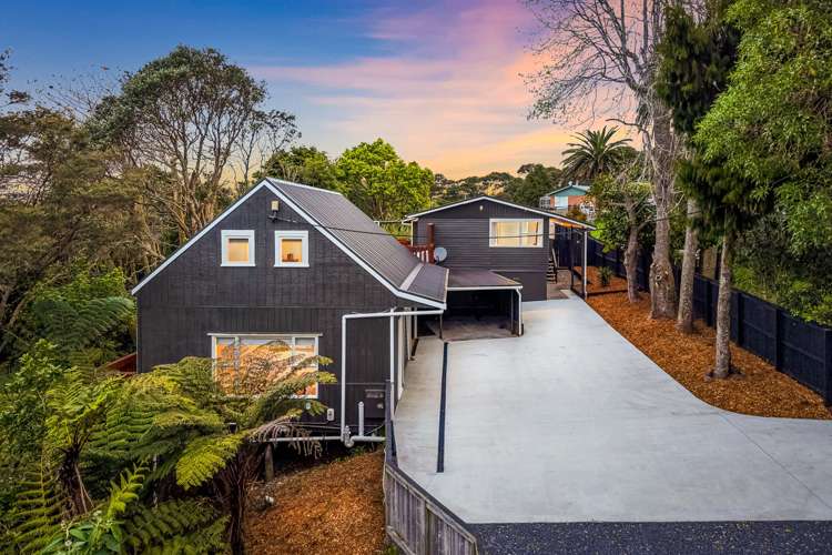 380 Huia Road Titirangi_1