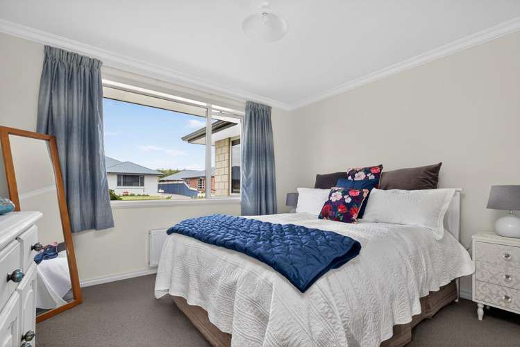 10 Larch Crescent Alexandra_16