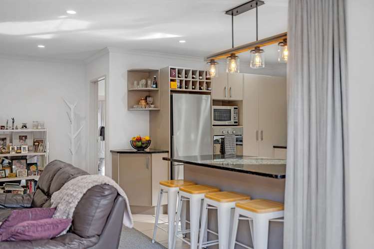 18 Ainwick Road Flat Bush_13